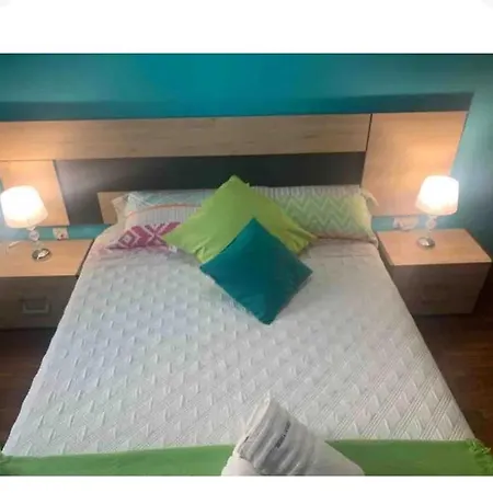 Βίλα Con Piscina Y Jacuzzi